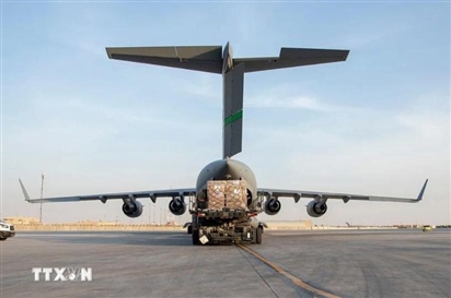 Qatar mở lại không phận sau vụ tấn công vào căn cứ Al Udeid