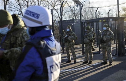 Kiev cảnh báo một động thái của Moscow có thể leo thang xung đột vũ trang Nga-Ukraine
