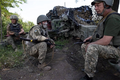 Ukraine gặp bài toán khó khi phương Tây ồ ạt viện trợ vũ khí