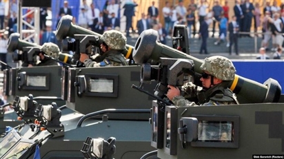 NATO tuyên bố sẽ tiếp tục hỗ trợ quân sự cho Ukraine