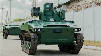Nga ''trình làng'' robot chiến đấu bắn nhanh và chuẩn hơn con người