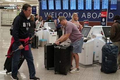 Hàng không Mỹ hỗn loạn, khủng hoảng vì hủy chuyến