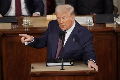 Donald Trump nói các nhà lãnh đạo EU yêu cầu ông gọi điện cho Tổng thống Putin