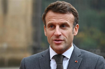 Tổng thống Macron: Pháp không thể cung cấp thêm vũ khí cho Ukraina 