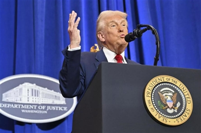 'Nga không câu giờ'. Ông Trump tiết lộ chi tiết cuộc trò chuyện với Tổng thống Putin