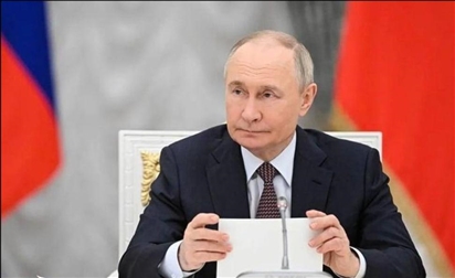 Ông Putin: Nga bị buộc 'tiến hành hoạt động quân sự chống lại Kiev'