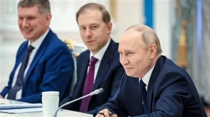 Ông Putin ca ngợi sự tăng trưởng kinh tế