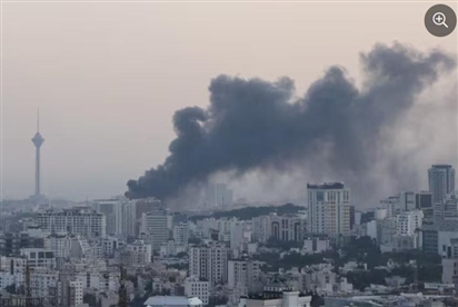 Căng thẳng Israel-Iran: Iran kích hoạt hệ thống phòng không khắp Tehran, bắt giữ 18 điệp viên Mossad