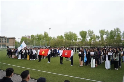 Sinh viên Việt Nam tại LB Nga thi đấu thể thao mừng ngày thống nhất đất nước