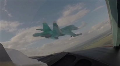 Video tiêm kích Su-34 xóa sổ trạm điều khiển UAV