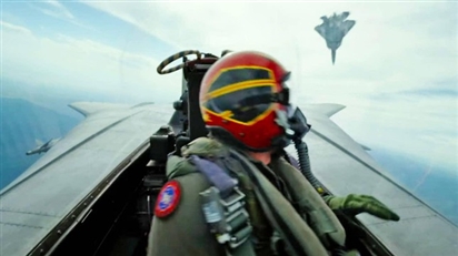 Nga mời diễn viên Tom Cruise đến 'mục sở thị' tiêm kích Su-57