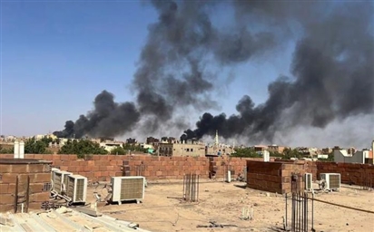 Sudan tiếp tục căng thẳng, công dân nước ngoài bị bắn khi sơ tán