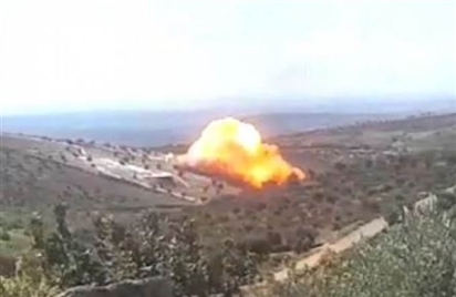 Video: Máy bay quân sự Nga tấn công khủng bố ở Syria bằng đạn nhiệt áp