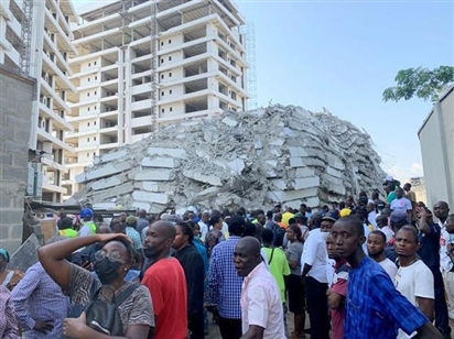 Sập công trình chung cư cao cấp 22 tầng ở Nigeria,100 người chết, mất tích