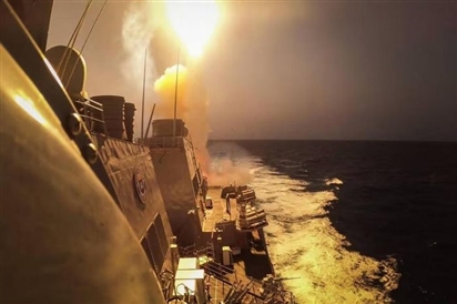 Vì sao phương Tây khó ngăn chặn các cuộc tấn công tên lửa của Houthi ở Biển Đỏ?