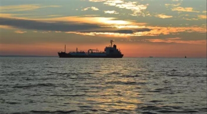 London âm mưu tổ chức cuộc đột kích lớn chống Nga với tàu chở dầu