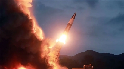 Tên lửa của Triều Tiên được phóng từ tàu ngầm, bay xa 350 km