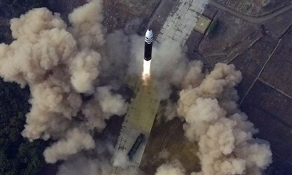 Tiến nhanh trong công nghệ tên lửa, Triều Tiên gửi thông điệp gì tới Hàn Quốc và Mỹ?