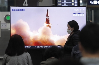 Nhật Bản, Hàn Quốc nói Triều Tiên vừa phóng hai tên lửa đạn đạo