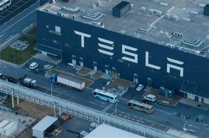 Tesla tạm dừng sản xuất ôtô tại nhà máy ở Thượng Hải của Trung Quốc
