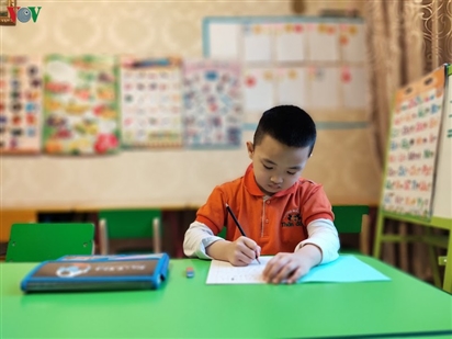 Những cô giáo hết lòng dạy học tiếng Việt cho kiều bào ở Nga