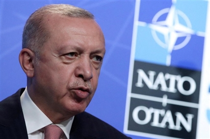 Thổ Nhĩ Kỳ sẵn sàng 'bật đèn xanh' cho Phần Lan gia nhập NATO, nhưng từ chối Thụy Điển