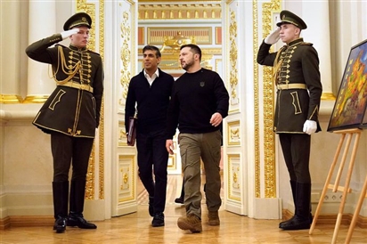 Lý do Anh quyết liệt vận động phe phản đối viện trợ cho Ukraine ở Mỹ