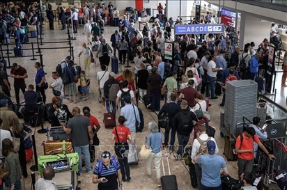 Thụy Sĩ: Đình công tại sân bay Geneva kéo dài đến ngày 1/7