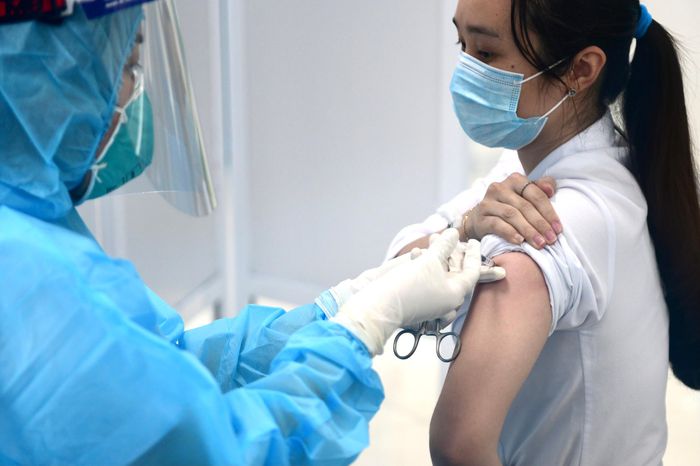 Gần 50.000 người Việt đã được tiêm vaccine Covid-19