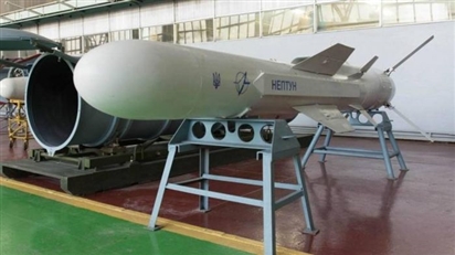 Nga bắt thóp điểm yếu của tên lửa ''Thủy thần'' mà Ukraine tuyên bố bắn nổ S-400