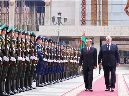 Tổng thống Belarus chủ trì lễ đón chính thức Tổng Bí thư Tô Lâm và tiến hành hội đàm