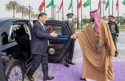 Ký thỏa thuận bước ngoặt với Arab Saudi, Trung Quốc thách thức sự thống trị của đồng USD