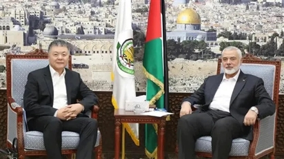 Nhà ngoại giao Trung Quốc gặp mặt thủ lĩnh Hamas tại Qatar