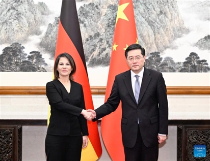 Ngoại trưởng Trung Quốc, Đức đồng ý duy trì liên lạc về Ukraine