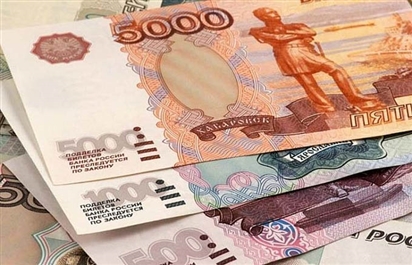 Dòng tiền nước ngoài đổ vào trái phiếu Nga tăng kỷ lục