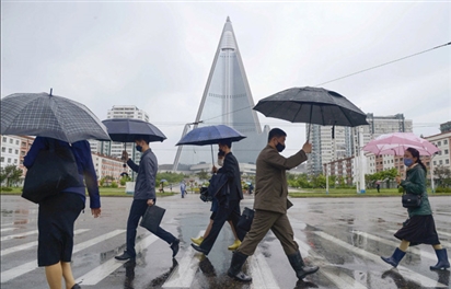 Hàng loạt nước tức tốc đề xuất giúp Triều Tiên chống dịch