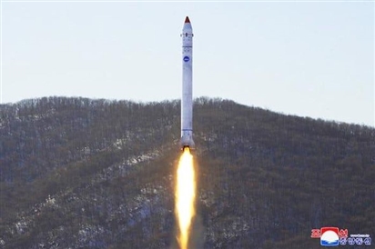 Triều Tiên lại bắn 2 tên lửa đạn đạo hướng ra Biển Nhật Bản