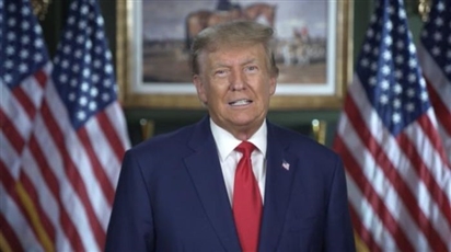 Ông Trump đề nghị EU góp tiền đưa vũ khí của Mỹ đến Ukraine