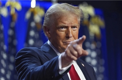 Tổng thống Donald Trump hành động trước bầu cử giữa nhiệm kỳ