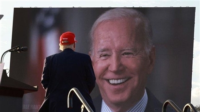 Ông Trump tuyên bố điều sẽ làm với ông Biden nếu đắc cử