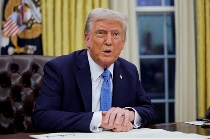 Ông Trump muốn đòi tiền vũ khí châu Âu cấp cho Ukraine từ 3 năm trước