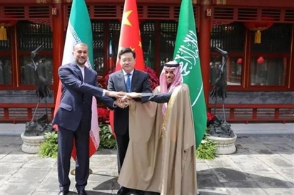 Hai đại kình địch Ả Rập Saudi và Iran ''phá băng'' hoàn toàn