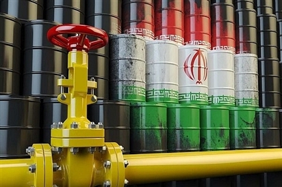 Không cần đợi đạt được thỏa thuận hạt nhân, xuất khẩu dầu của Iran tăng mạnh bất chấp các lệnh trừng phạt