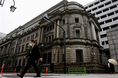 Quyết định duy trì chính sách nới lỏng tiền tệ của BoJ khiến lạm phát ngày càng tăng