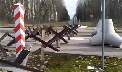 Ba Lan bắt đầu lập công sự vây kín biên giới Belarus