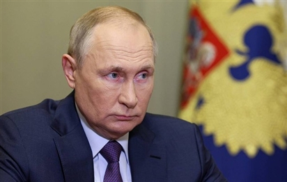 Tổng thống Nga Putin lên án vụ tấn công khủng bố ở biên giới