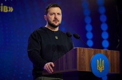 Tổng thống Ukraine Zelensky dồn dập điện đàm, báo hiệu diễn biến mới