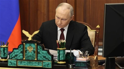 Ông Putin phê chuẩn chính sách về giáo dục lịch sử
