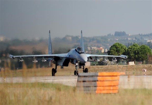 Máy bay quân sự của Nga tuần tra trên không phận Syria