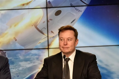 Tỷ phú Elon Musk ''ngắt kết nối Starlink để ngăn Ukraine tấn công Nga''